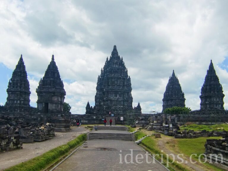 Candi Prambanan