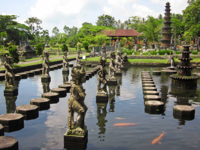 Kolam Air Tirtagangga 