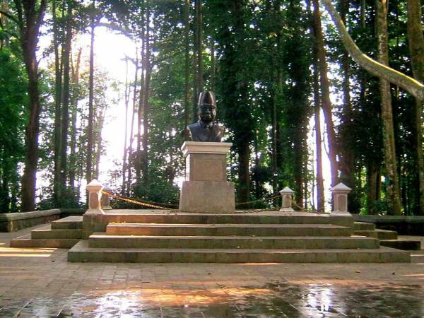 Taman Hutan Raya Juanda