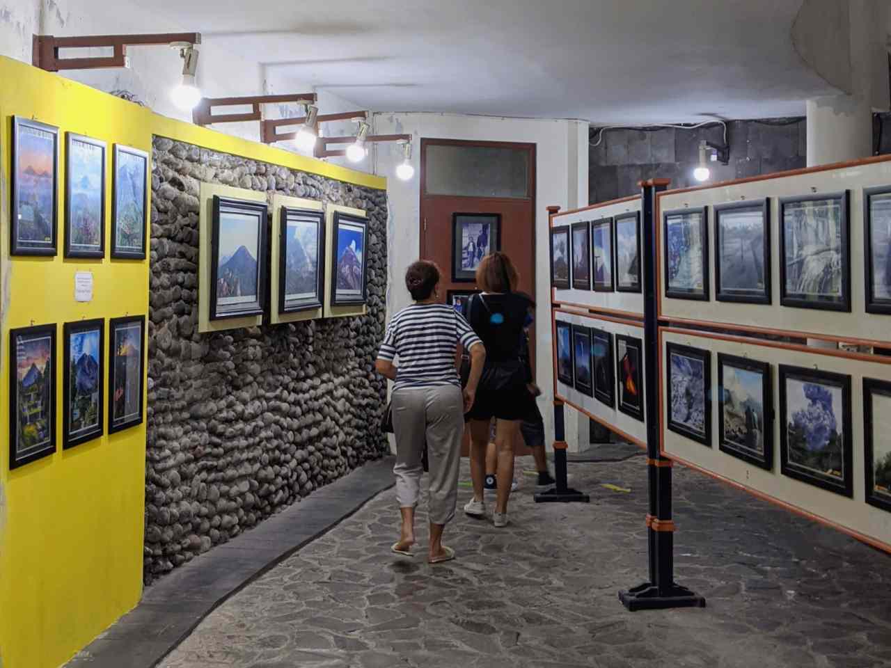 Volcano center 