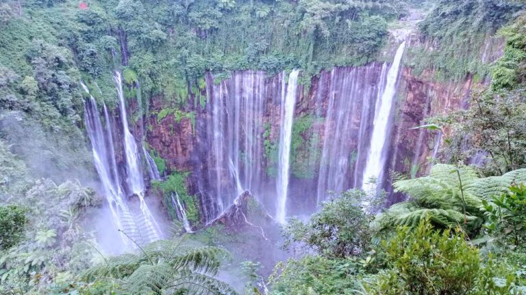 tumpak sewu waterfall