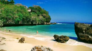 padang padang beach on clear day