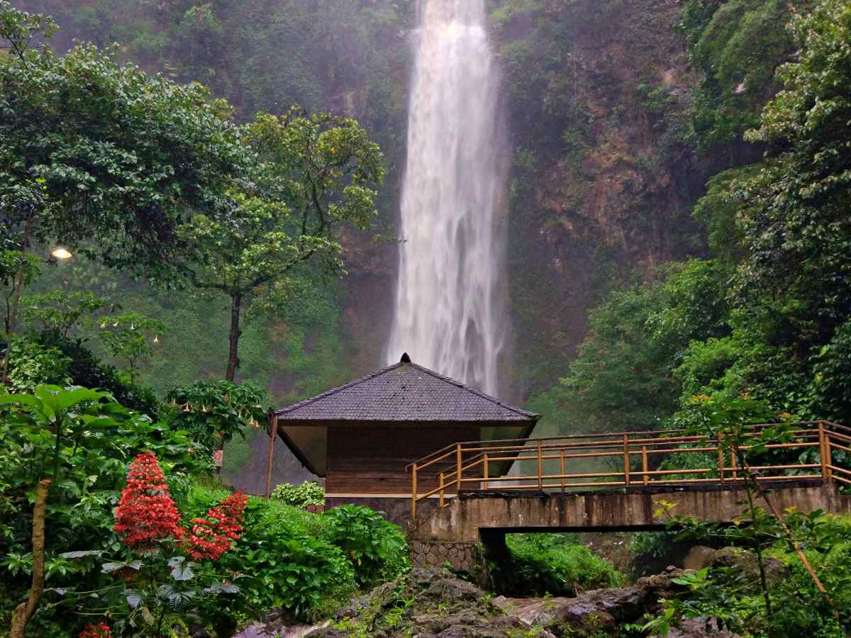 rainbow waterfall 