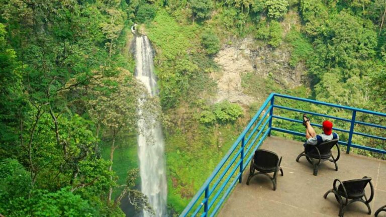 curug cimahi waterfall