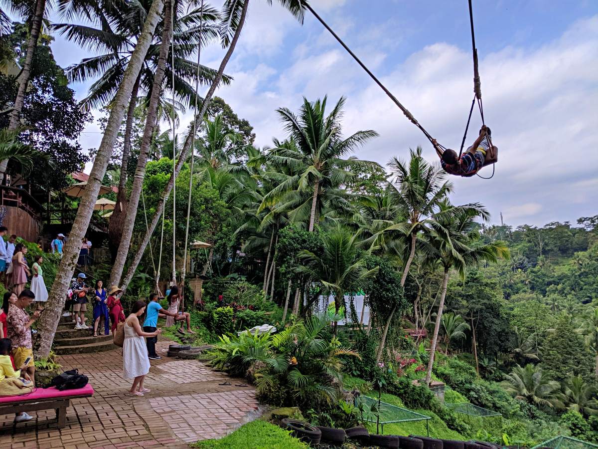 queue in bali swing spot