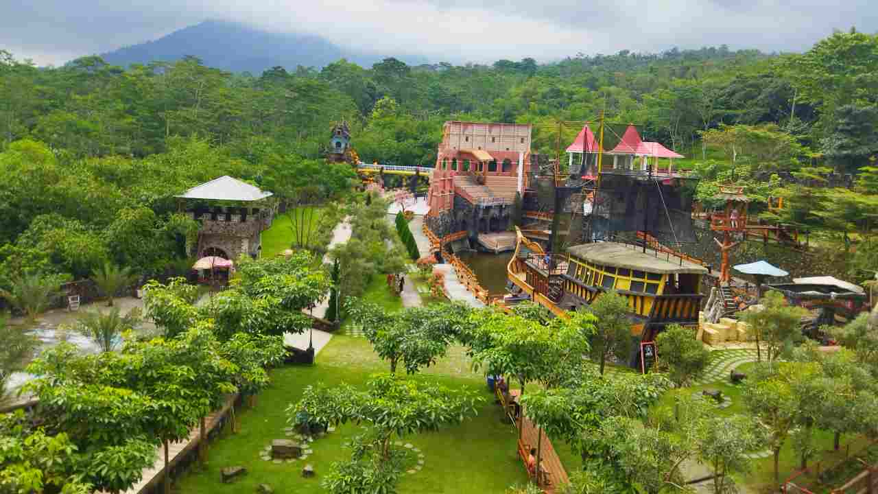 the lost world castle jogja