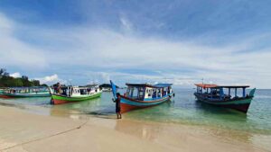 tanjung kelayang beach