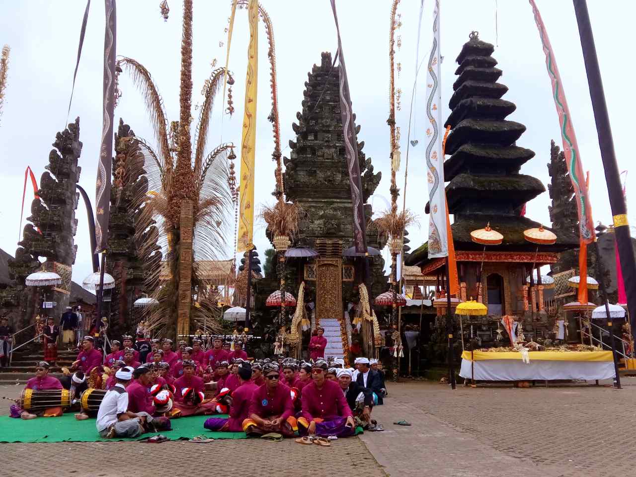 ulun danu batur temple event