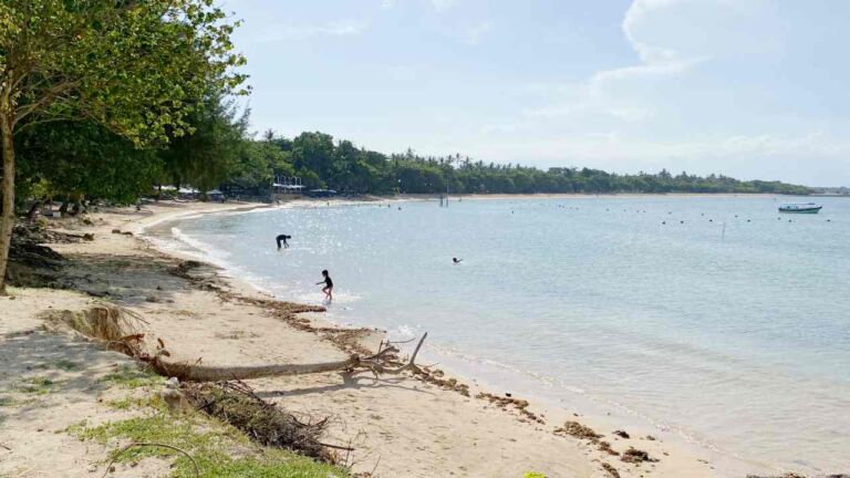 nusa dua beach
