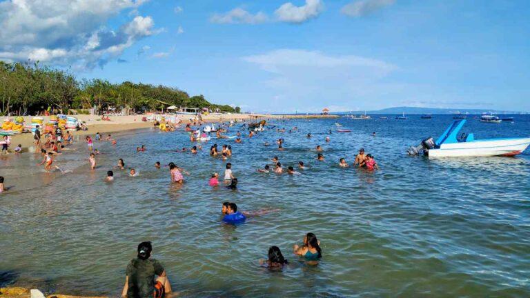 pantai mertasari