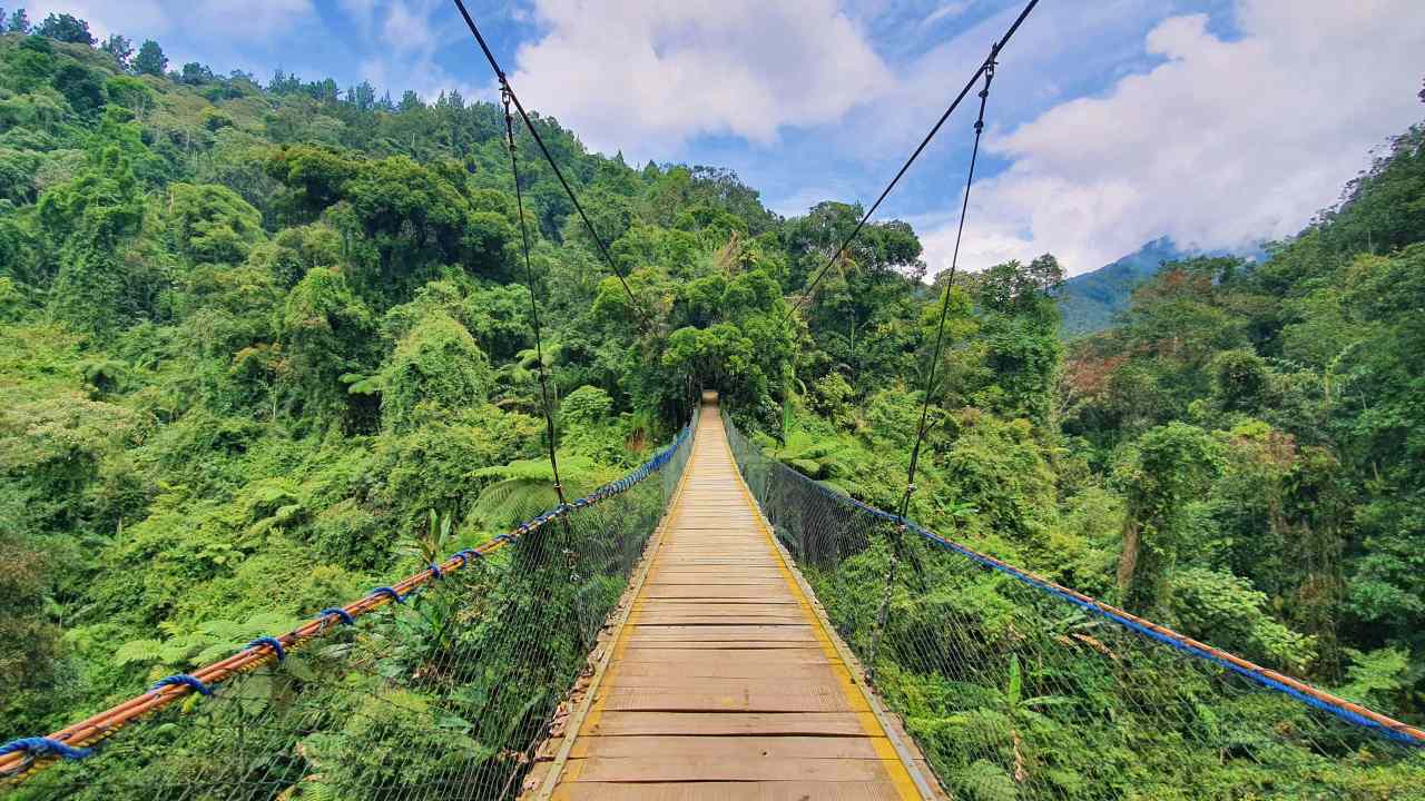the longest suspension bridge in South East Asia. 