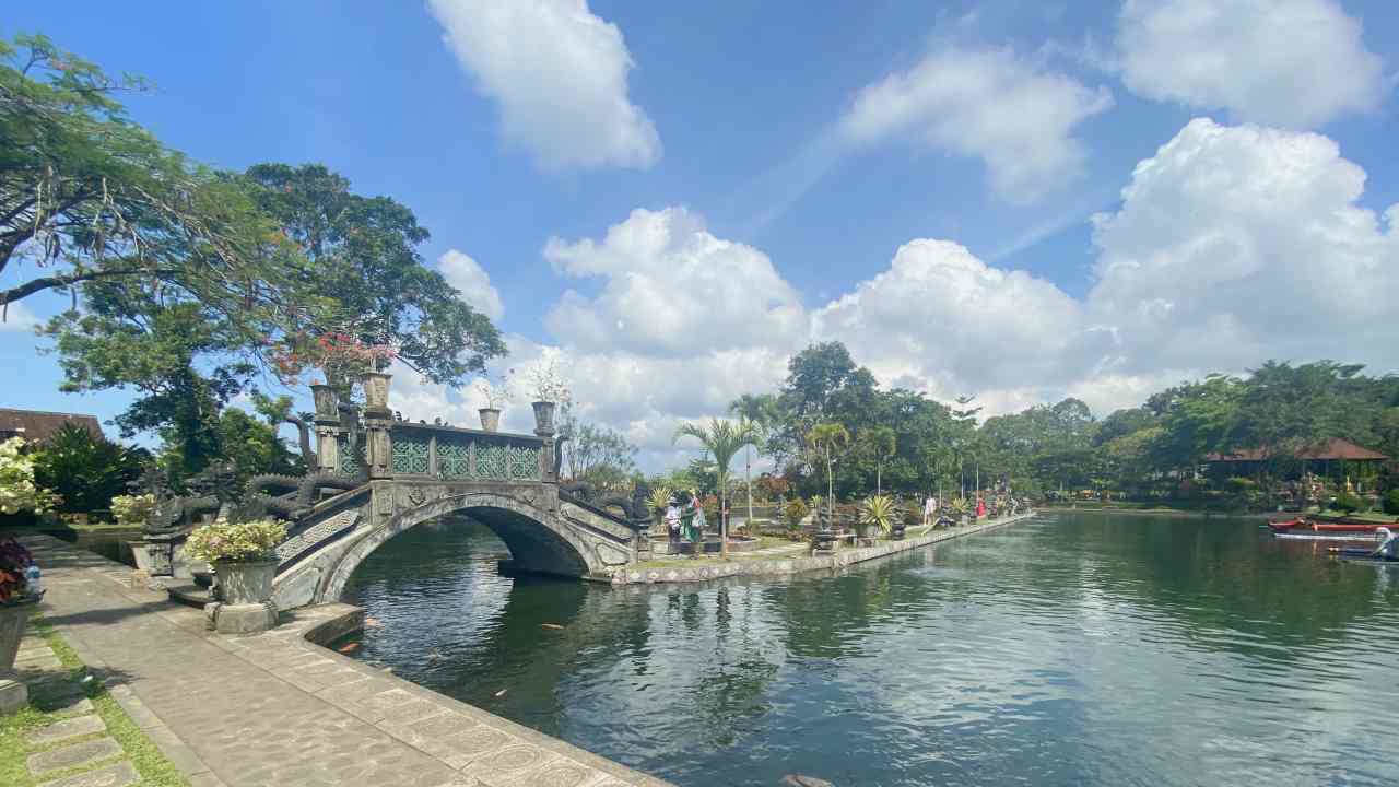 bridge with dragon statue 