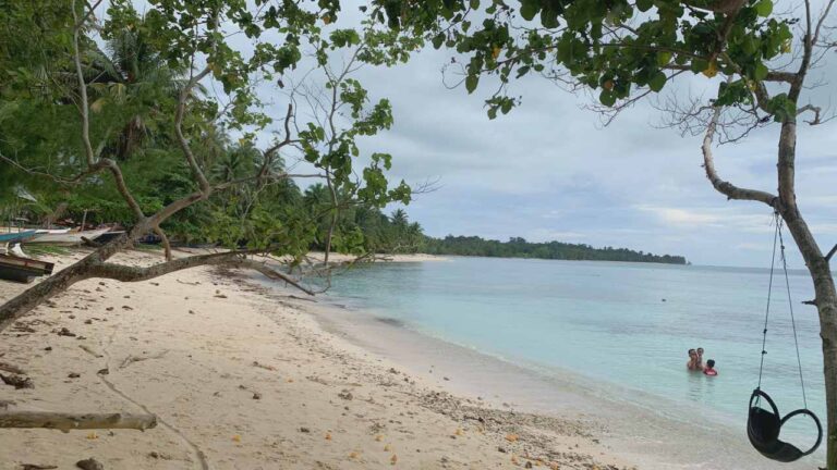 jati beach, mentawai islands