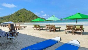 selong belanak beach lombok